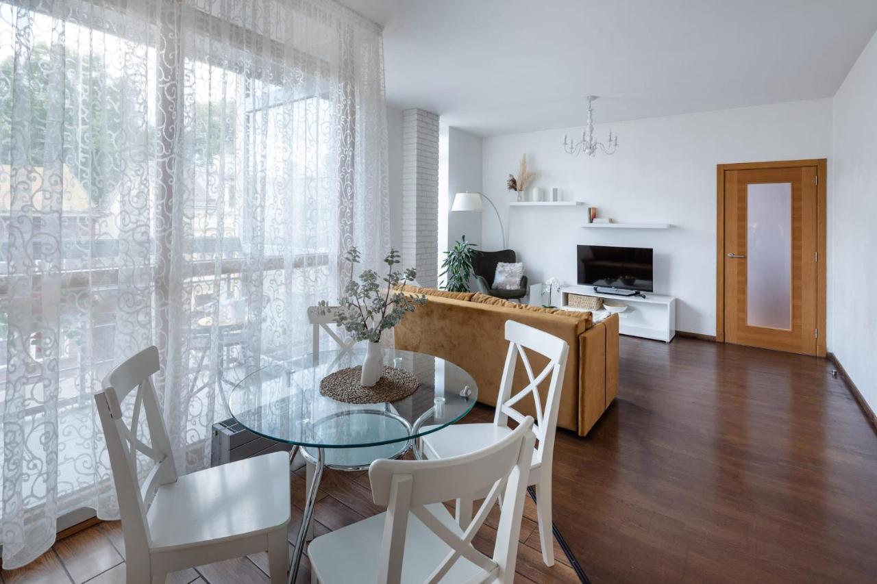 Ziedondarza Park One Bedroom Apartment With Balcony Riga Exterior photo